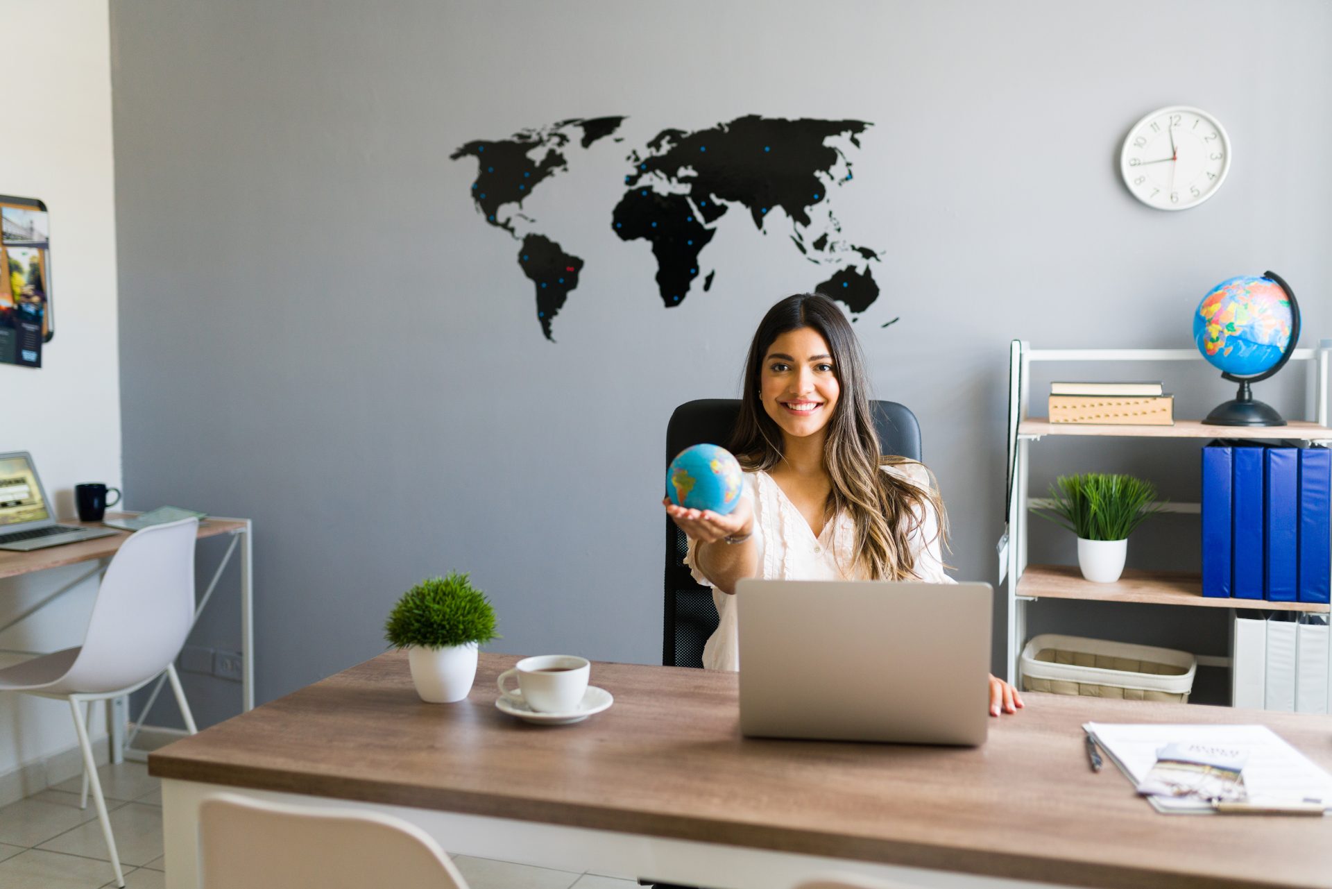 How Corporate Travel Services Improve Employee Productivity and Travel Experience
