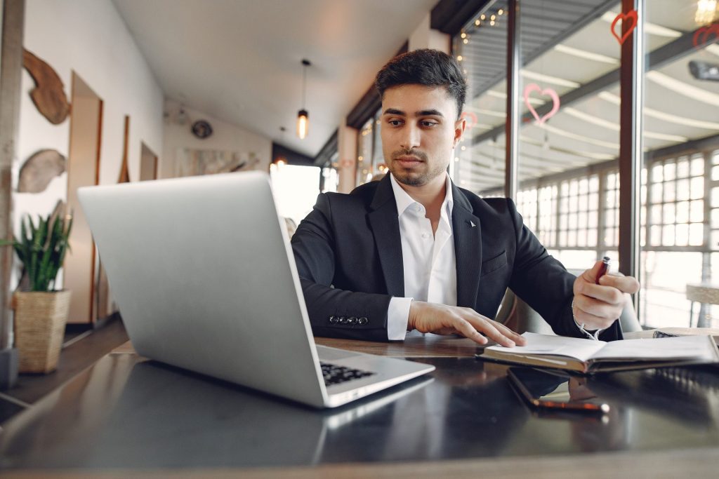 Corporate Travel Management Reporting The Metrics Every CFO Should Be Tracking